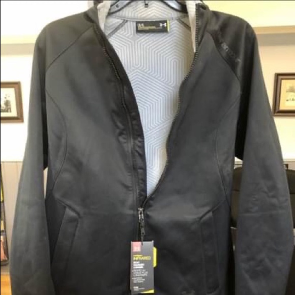 Under Armour women’s jacket. NWT’s. Size Large